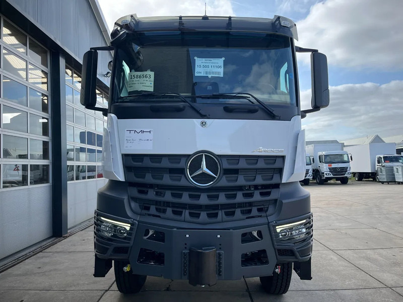 Mercedes-Benz Arocs 4058 AS 6x6 Tractor Head 180T Push Pull EURO-5 - Vlačilec: slika 4 Mercedes-Benz Arocs 4058 AS 6x6 Tractor Head 180T Push Pull EURO-5 - Vlačilec: slika 4