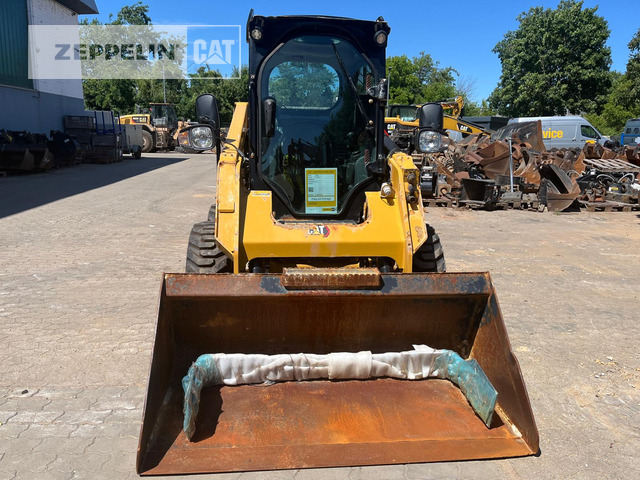 Cat 236D - Mini nakladalec: slika 2 Cat 236D - Mini nakladalec: slika 2