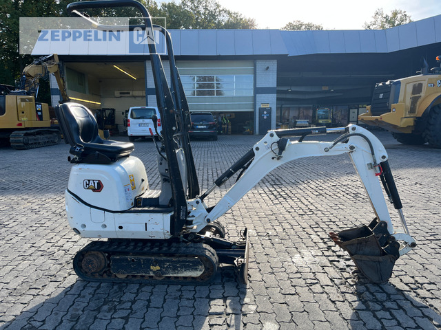 Cat 300.9D - Mini bager: slika 3 Cat 300.9D - Mini bager: slika 3