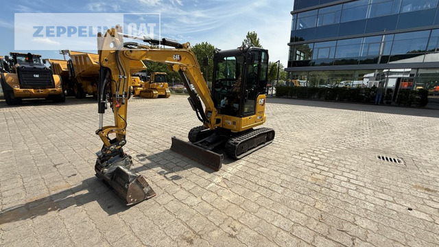 Cat 302.7CR-07 - Mini bager: slika 1 Cat 302.7CR-07 - Mini bager: slika 1