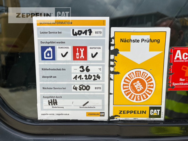 Bager goseničar Cat 325FL: slika 33