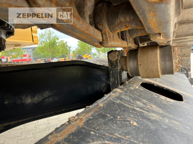 Bager goseničar Cat 325FL: slika 16