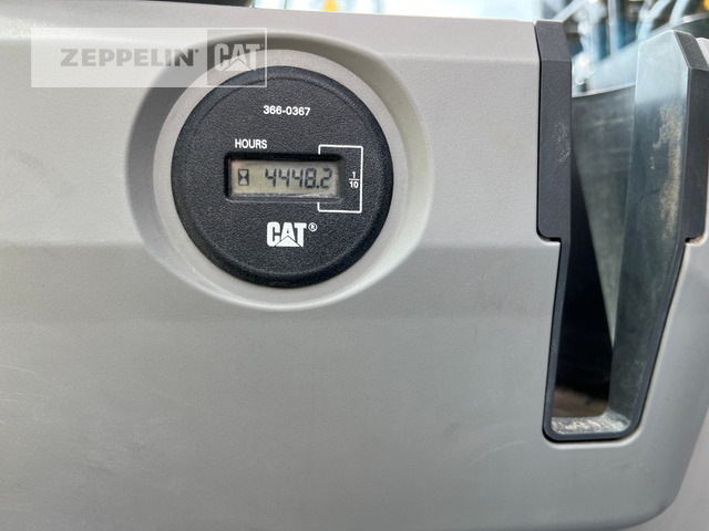 Bager goseničar Cat 325FL: slika 34