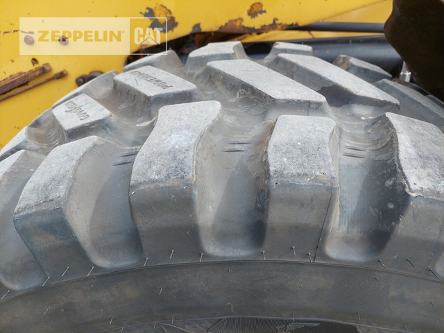 Kolesni nakladalec Cat 908M: slika 14 Kolesni nakladalec Cat 908M: slika 14