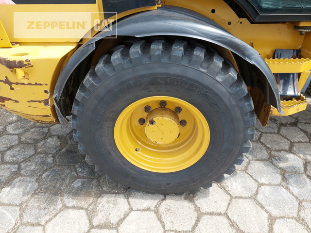 Kolesni nakladalec Cat 908M: slika 19 Kolesni nakladalec Cat 908M: slika 19