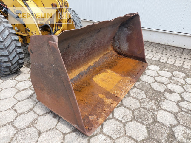 Kolesni nakladalec Cat 908M: slika 7 Kolesni nakladalec Cat 908M: slika 7