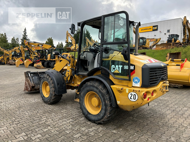 Cat 908M - Kolesni nakladalec: slika 2 Cat 908M - Kolesni nakladalec: slika 2