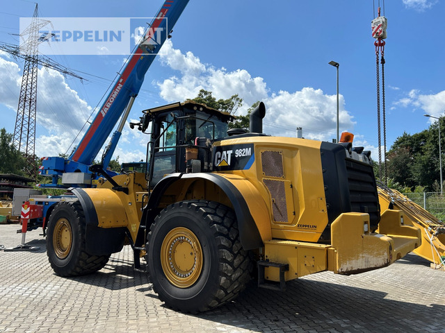 Cat 982M - Kolesni nakladalec: slika 3 Cat 982M - Kolesni nakladalec: slika 3