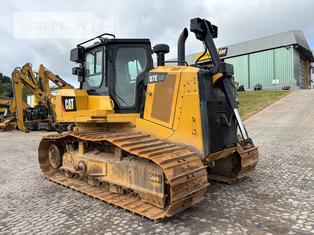 Cat D7E - Buldožer: slika 1 Cat D7E - Buldožer: slika 1