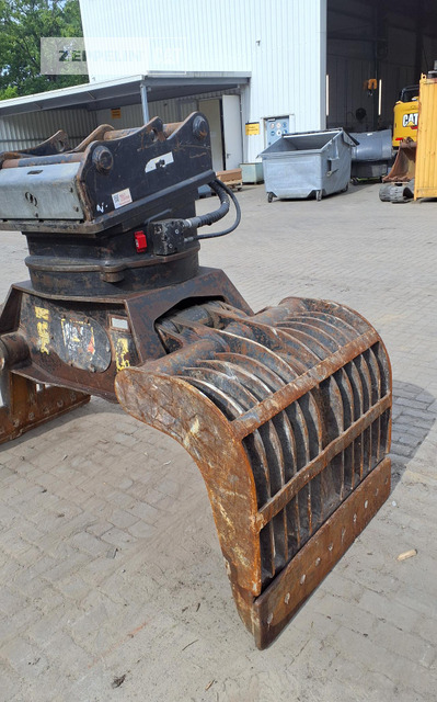 Cat G320B/D - Grabež: slika 4 Cat G320B/D - Grabež: slika 4