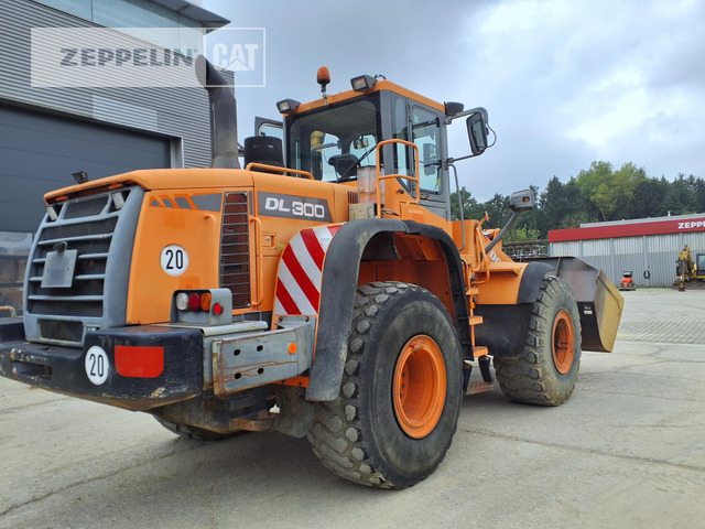 Doosan DL300 - Kolesni nakladalec: slika 4 Doosan DL300 - Kolesni nakladalec: slika 4