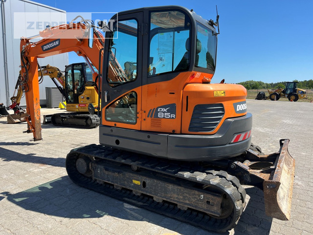 Doosan DX85R-3 - Mini bager: slika 3 Doosan DX85R-3 - Mini bager: slika 3
