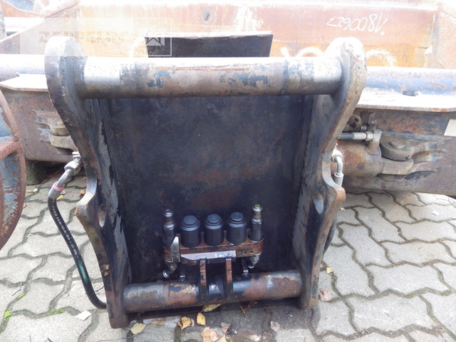 Komponenten Prim.-Prod Komponent - Žlica za bager: slika 5 Komponenten Prim.-Prod Komponent - Žlica za bager: slika 5