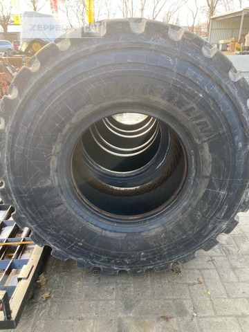 Michelin 4x 20.5R25XHA - Guma za Gradbeni stroj: slika 3 Michelin 4x 20.5R25XHA - Guma za Gradbeni stroj: slika 3