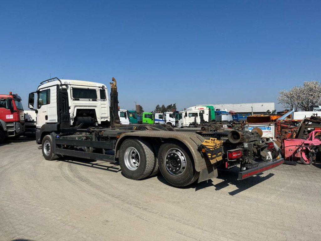 MAN TG-S 26.420/6x2 Abrollkipper - Kotalni prekucni tovornjak: slika 3 MAN TG-S 26.420/6x2 Abrollkipper - Kotalni prekucni tovornjak: slika 3