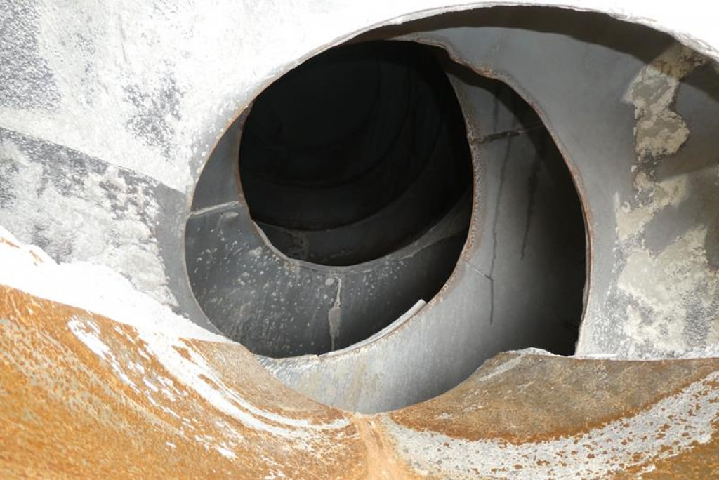 MERCEDES-BENZ Actros 3235 B 8x4 Betonmischer Stetter 9m³ -Deutsch - Tovornjak: slika 3 MERCEDES-BENZ Actros 3235 B 8x4 Betonmischer Stetter 9m³ -Deutsch - Tovornjak: slika 3