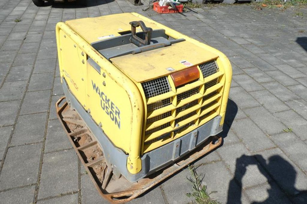 Wacker Rüttelplatte DPU 110rLem970 Baumaschine inkl. Fe - Vibracijska plošča: slika 5 Wacker Rüttelplatte DPU 110rLem970 Baumaschine inkl. Fe - Vibracijska plošča: slika 5