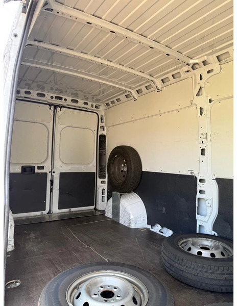 Opel Movano 2.2 diesel lang en hoog met laadklep, motor problemen... - Furgon: slika 5 Opel Movano 2.2 diesel lang en hoog met laadklep, motor problemen... - Furgon: slika 5