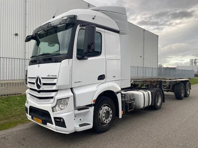 Mercedes-Benz Actros 1840 stream space cabine met spoilers zonneklep, apk gekeurd - Vlačilec: slika 1 Mercedes-Benz Actros 1840 stream space cabine met spoilers zonneklep, apk gekeurd - Vlačilec: slika 1