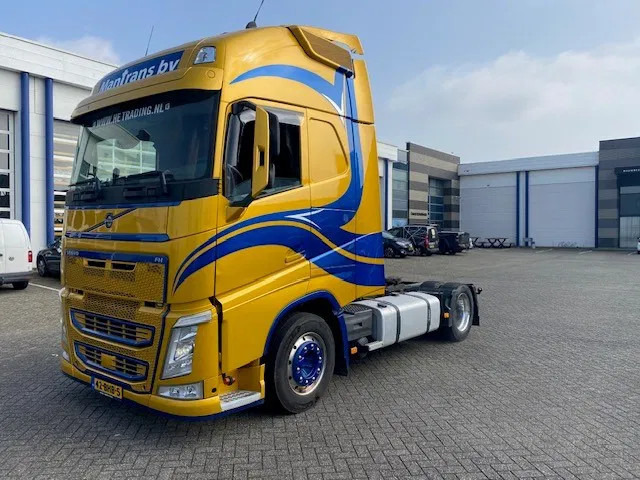 Volvo FH 13.460 mega trekker , XL cabine, parc cool , voll lucht., beauty..... - Vlačilec: slika 1 Volvo FH 13.460 mega trekker , XL cabine, parc cool , voll lucht., beauty..... - Vlačilec: slika 1