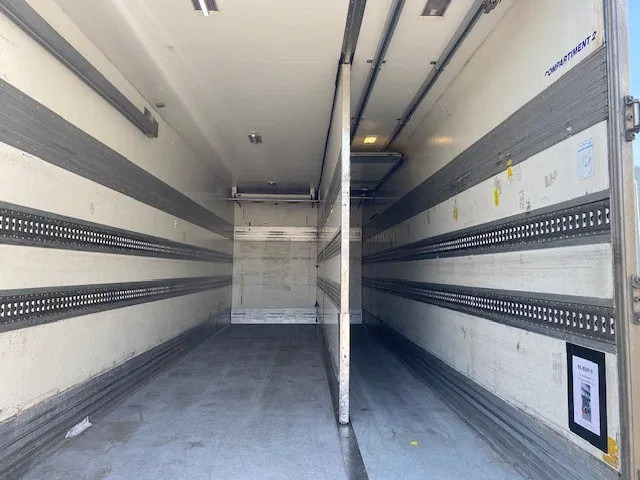 Volvo FM 330 2 temp koelvriesbak , 760 lang, 2 comp, carrier koeler, D"hollandia klep - Tovornjak hladilnik: slika 4 Volvo FM 330 2 temp koelvriesbak , 760 lang, 2 comp, carrier koeler, D"hollandia klep - Tovornjak hladilnik: slika 4