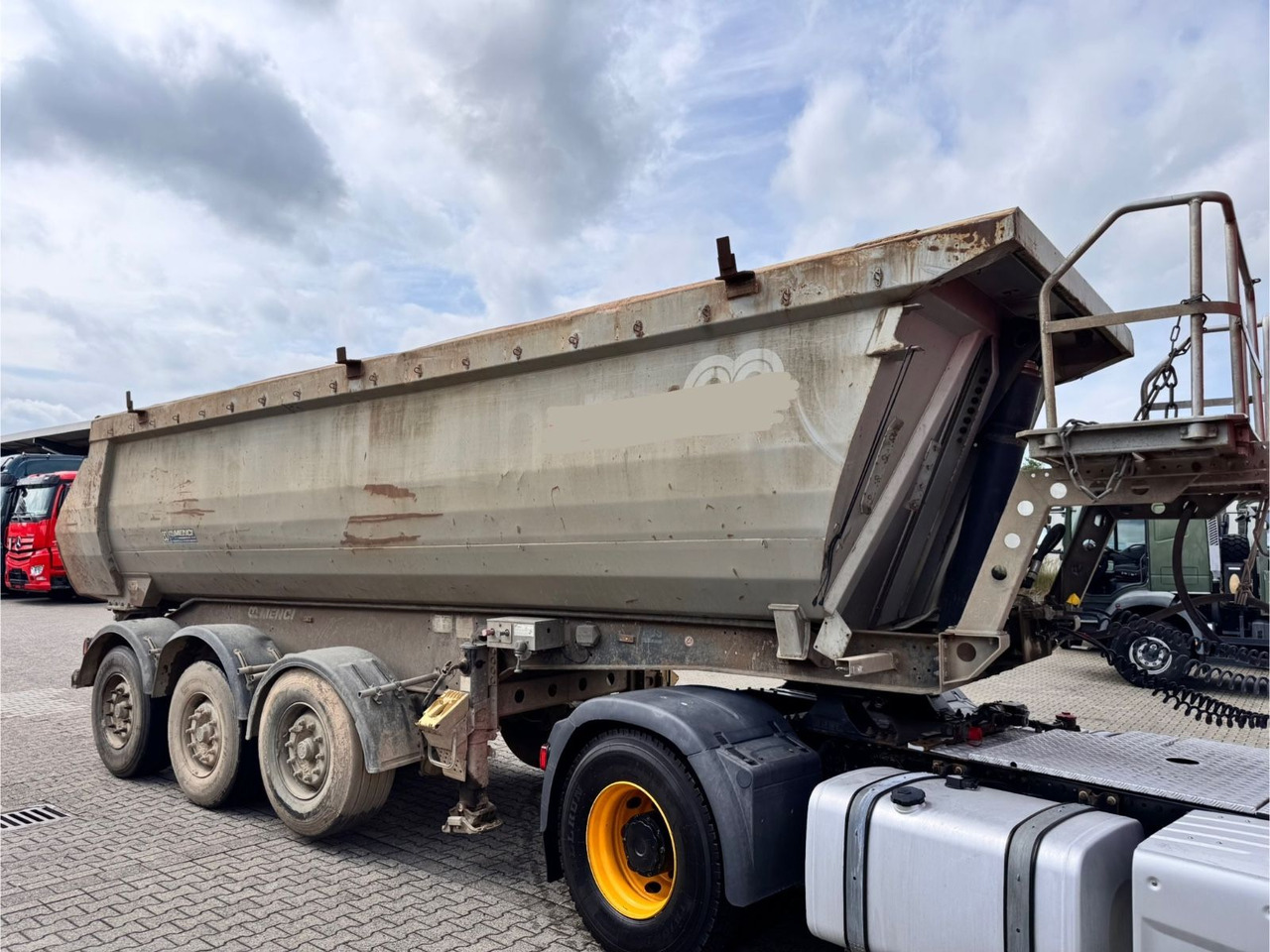 Menci SA700R Kipper Mulde 27m³ Lift Stahl Stück - Kiper polprikolica: slika 2 Menci SA700R Kipper Mulde 27m³ Lift Stahl Stück - Kiper polprikolica: slika 2