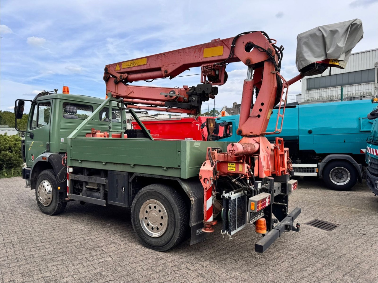 Mercedes-Benz 1417 AK Allrad Palfinger Montagekran 17,7m 64TKM - Tovornjak z dvigalom: slika 4 Mercedes-Benz 1417 AK Allrad Palfinger Montagekran 17,7m 64TKM - Tovornjak z dvigalom: slika 4