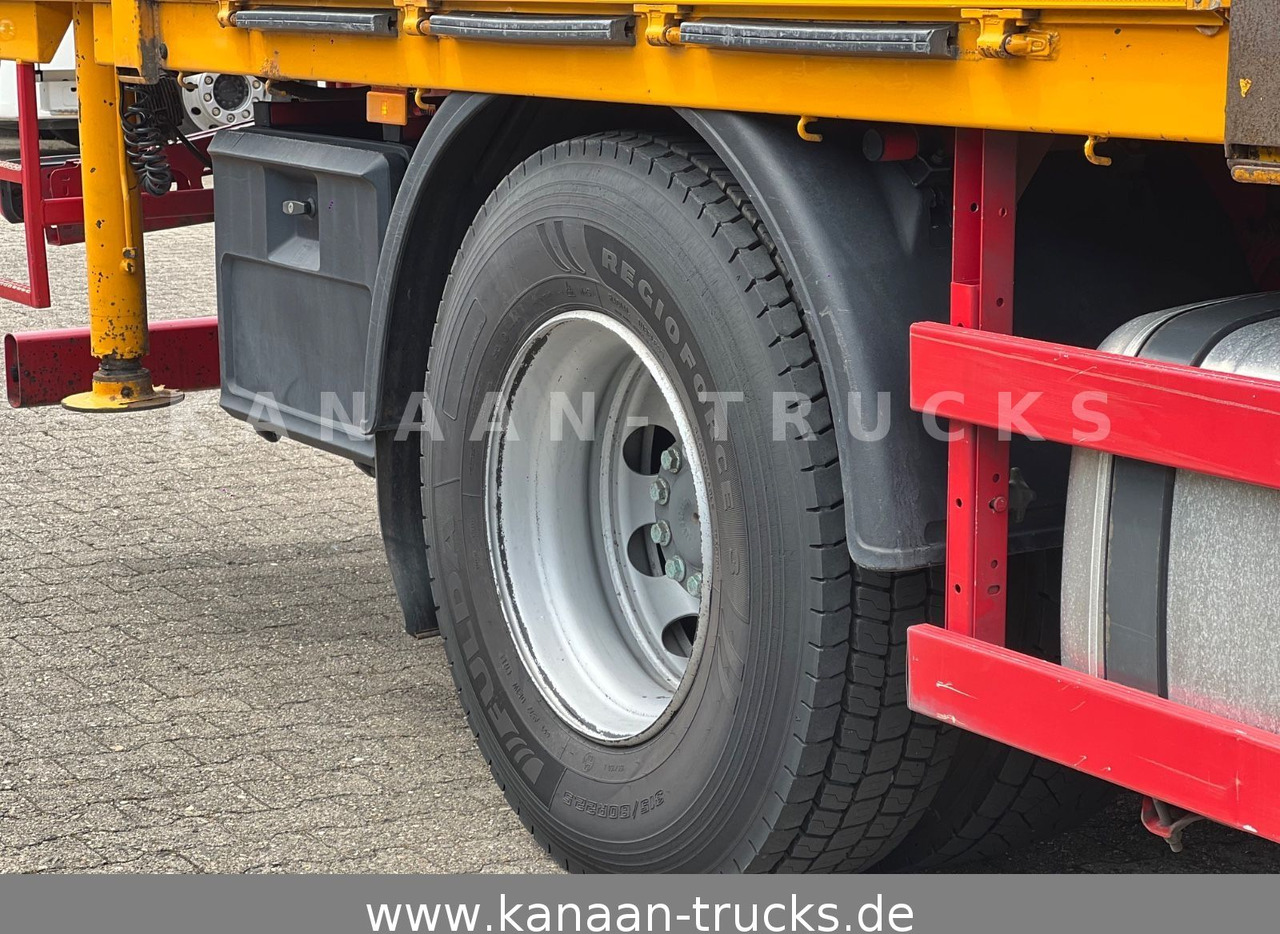 Tovornjak z dvigalom Mercedes-Benz 1845 Antos 4x2 Baustoffkran Palfinger 21001L: slika 13 Tovornjak z dvigalom Mercedes-Benz 1845 Antos 4x2 Baustoffkran Palfinger 21001L: slika 13