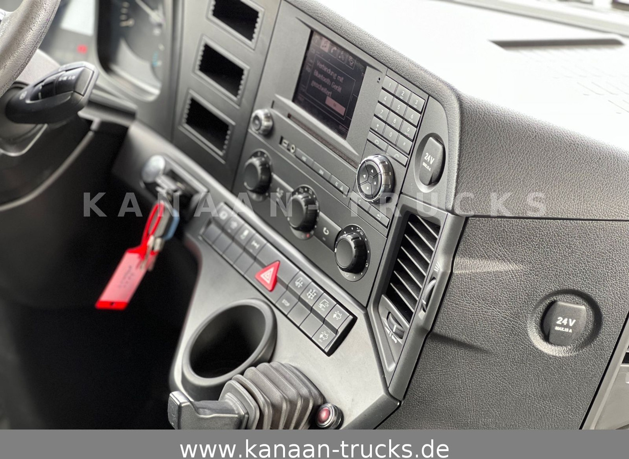 Tovornjak z dvigalom Mercedes-Benz 1845 Antos 4x2 Baustoffkran Palfinger 21001L: slika 28 Tovornjak z dvigalom Mercedes-Benz 1845 Antos 4x2 Baustoffkran Palfinger 21001L: slika 28