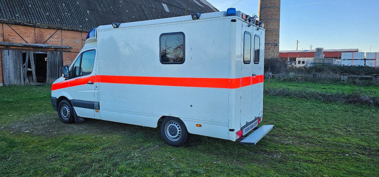 Volkswagen Crafter ELW Rettungswagen Camper Van - Reševalno vozilo: slika 4 Volkswagen Crafter ELW Rettungswagen Camper Van - Reševalno vozilo: slika 4