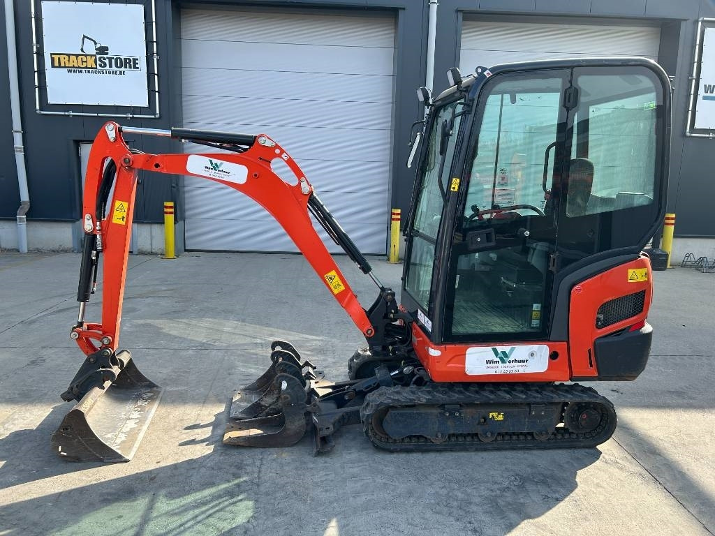 Kubota KX 019-4 - Mini bager: slika 1 Kubota KX 019-4 - Mini bager: slika 1
