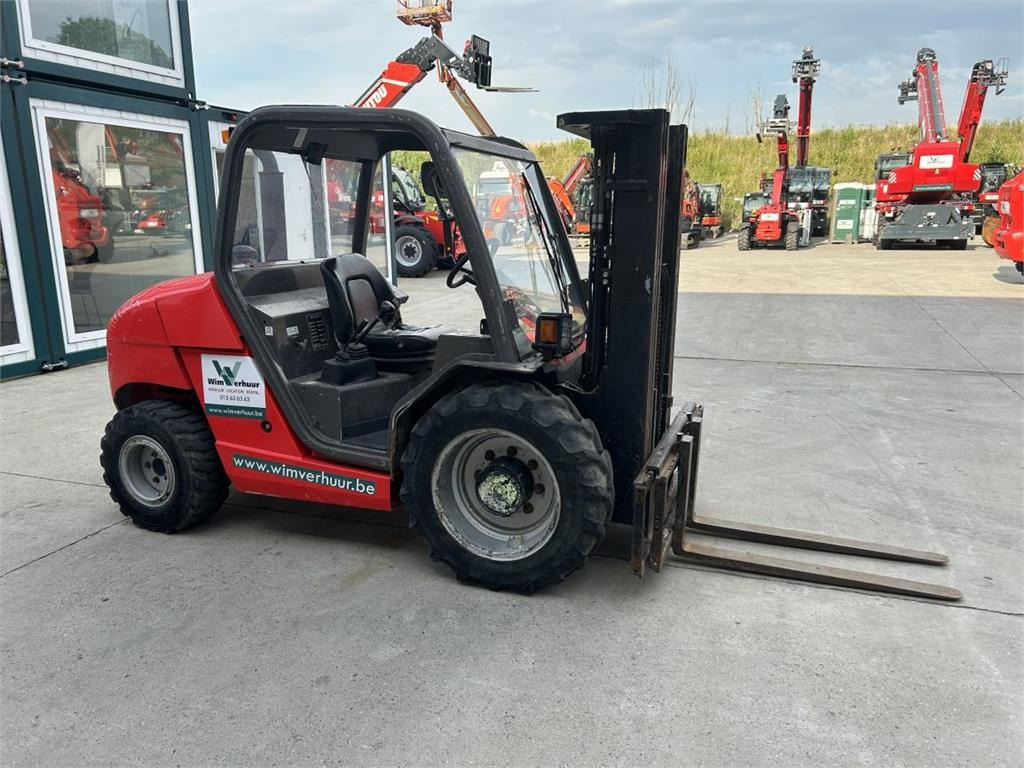Manitou MH25-4 - Terenski viličar: slika 2 Manitou MH25-4 - Terenski viličar: slika 2
