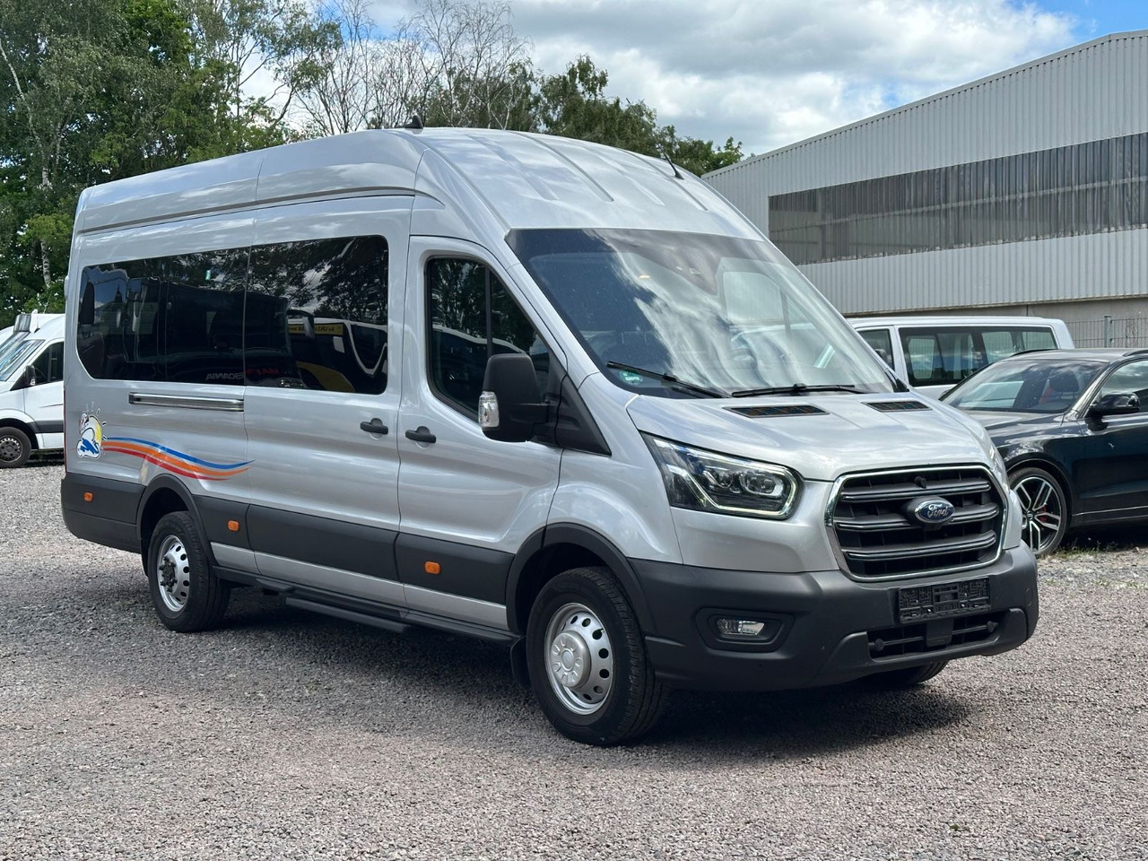 Ford Transit (Klima*PDC*Xenon*Kamera*28 tKm) - Minibus, Potniški kombi: slika 1 Ford Transit (Klima*PDC*Xenon*Kamera*28 tKm) - Minibus, Potniški kombi: slika 1