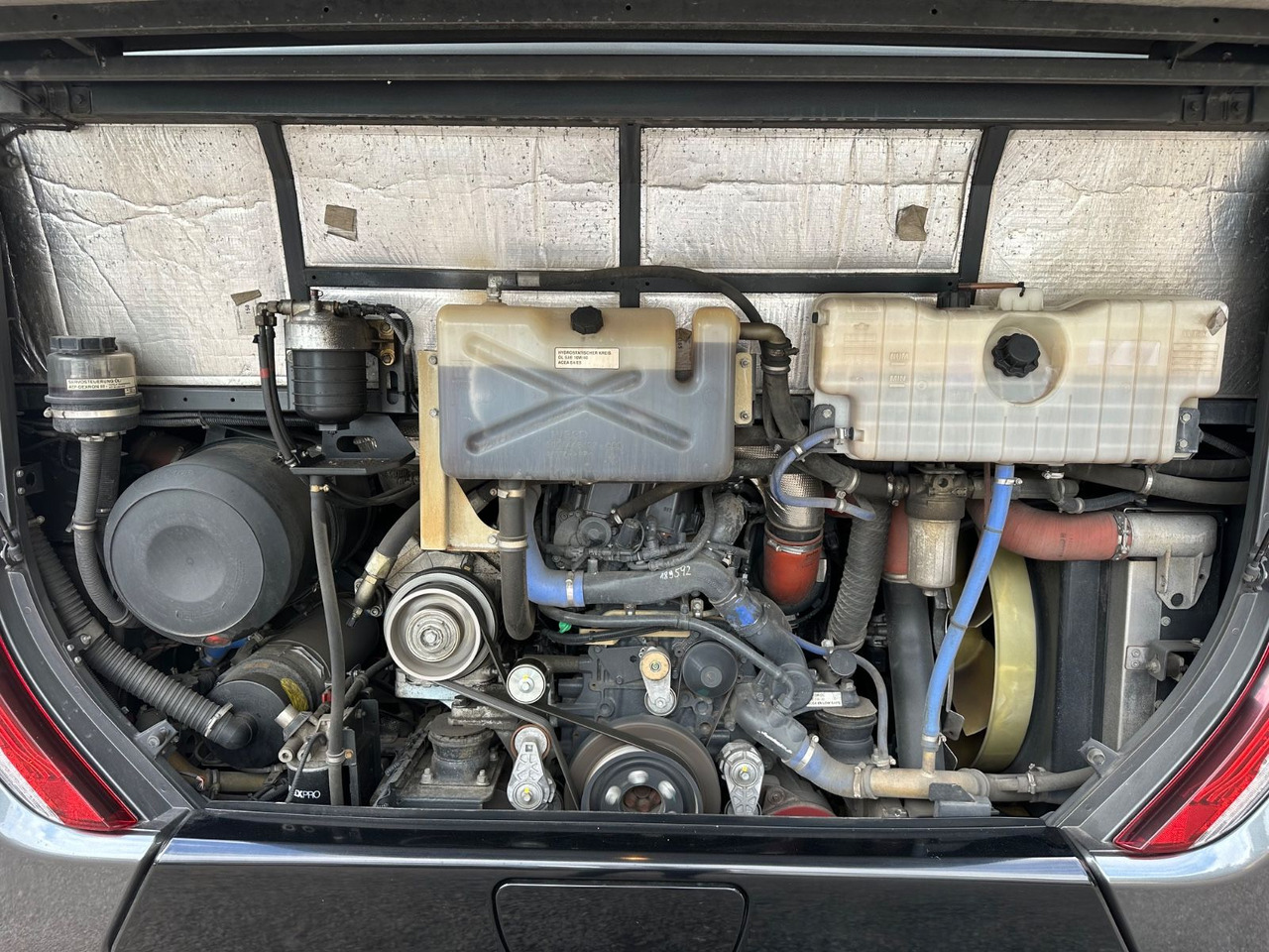 Iveco EVADYS H (55 Sitze*Schalt*176 tKm) - Minibus, Potniški kombi: slika 4 Iveco EVADYS H (55 Sitze*Schalt*176 tKm) - Minibus, Potniški kombi: slika 4