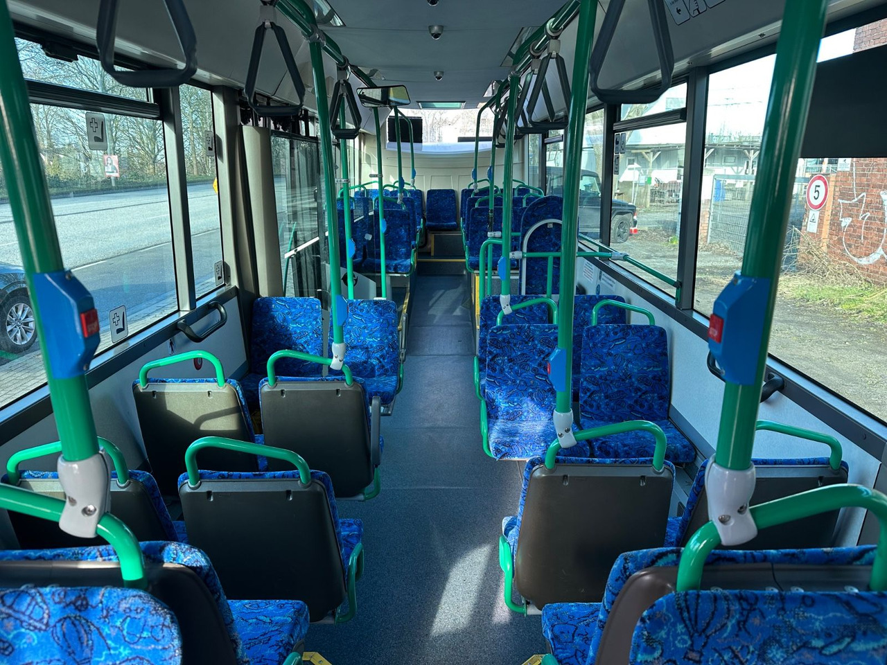 Iveco Irisbus Citelis (TÜV 07/25*SP 04/25*wenig Km) Iveco Irisbus Citelis (wenig Km) O530/ 415 NF - Mestni avtobus: slika 5 Iveco Irisbus Citelis (TÜV 07/25*SP 04/25*wenig Km) Iveco Irisbus Citelis (wenig Km) O530/ 415 NF - Mestni avtobus: slika 5