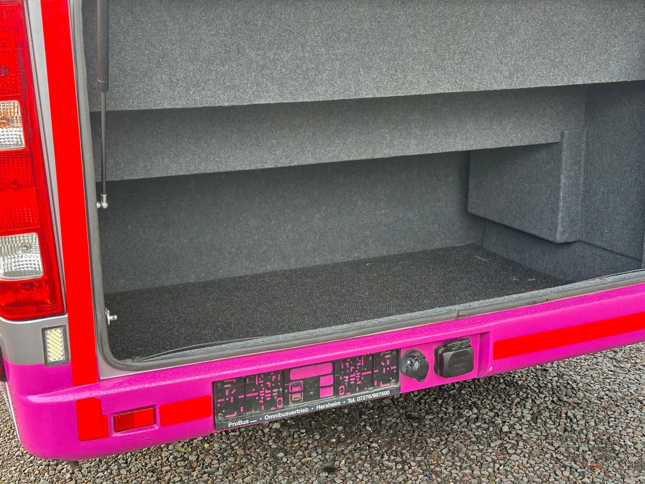 Iveco RAPIDO 70c21 (Garantie 06.2027*Motor neu 09.25) - Minibus, Potniški kombi: slika 4 Iveco RAPIDO 70c21 (Garantie 06.2027*Motor neu 09.25) - Minibus, Potniški kombi: slika 4