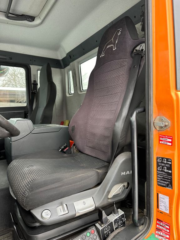 MAN TGS 26.400 6X2-2 BL Meille RK 20.70 Absetzkipper MAN TGS 26.400 6X2-2 BL Meille RK 20.70 Absetzkipper - Komunalni tovornjak: slika 4 MAN TGS 26.400 6X2-2 BL Meille RK 20.70 Absetzkipper MAN TGS 26.400 6X2-2 BL Meille RK 20.70 Absetzkipper - Komunalni tovornjak: slika 4