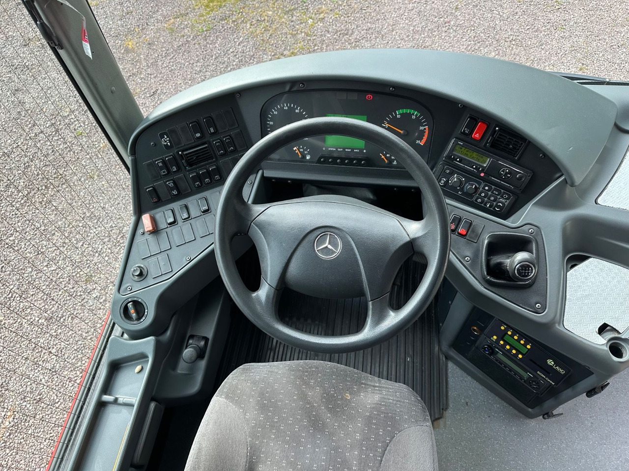 Primestni avtobus Mercedes-Benz O550 Integro (56 Sitze*Klima*Schalt): slika 15