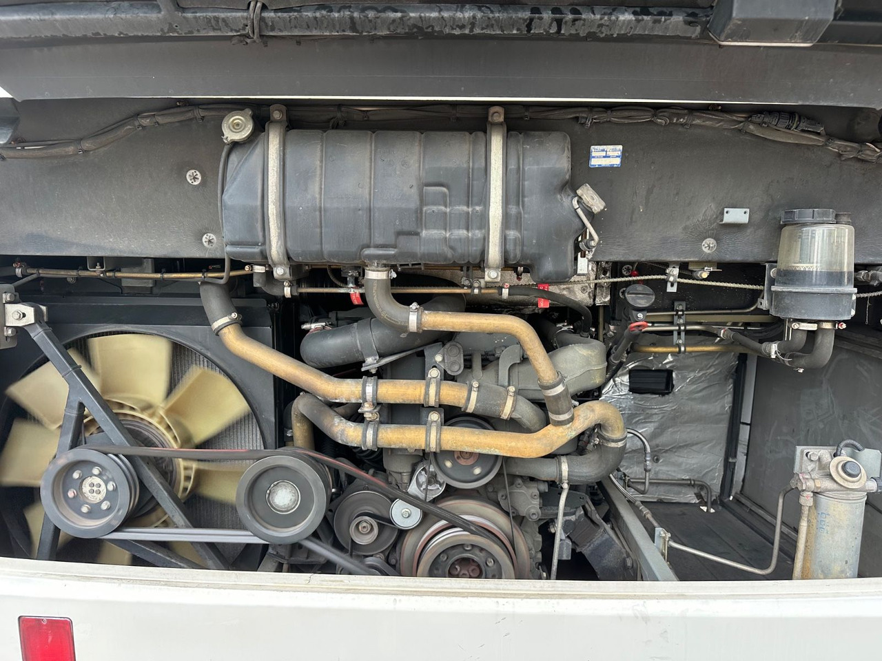Mercedes-Benz O560 Intouro (EEV*Schalt) - Primestni avtobus: slika 3 Mercedes-Benz O560 Intouro (EEV*Schalt) - Primestni avtobus: slika 3