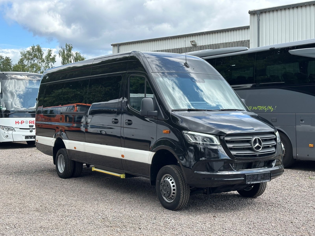 Mercedes-Benz Sprinter 519 CDi 4x4 H+L 360° Cam.*Navi*253.4 Km - Minibus, Potniški kombi: slika 1 Mercedes-Benz Sprinter 519 CDi 4x4 H+L 360° Cam.*Navi*253.4 Km - Minibus, Potniški kombi: slika 1