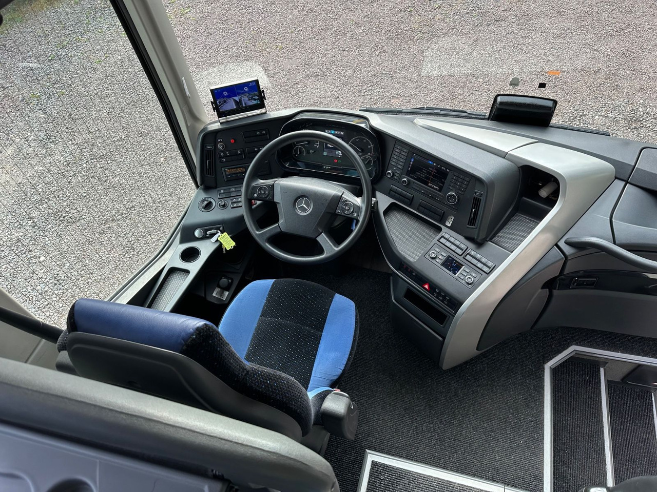 Mercedes-Benz Tourismo E 16 RHD-M/2A (wenig Km*TOP*61 Sitze) - Potovalni avtobus: slika 5 Mercedes-Benz Tourismo E 16 RHD-M/2A (wenig Km*TOP*61 Sitze) - Potovalni avtobus: slika 5