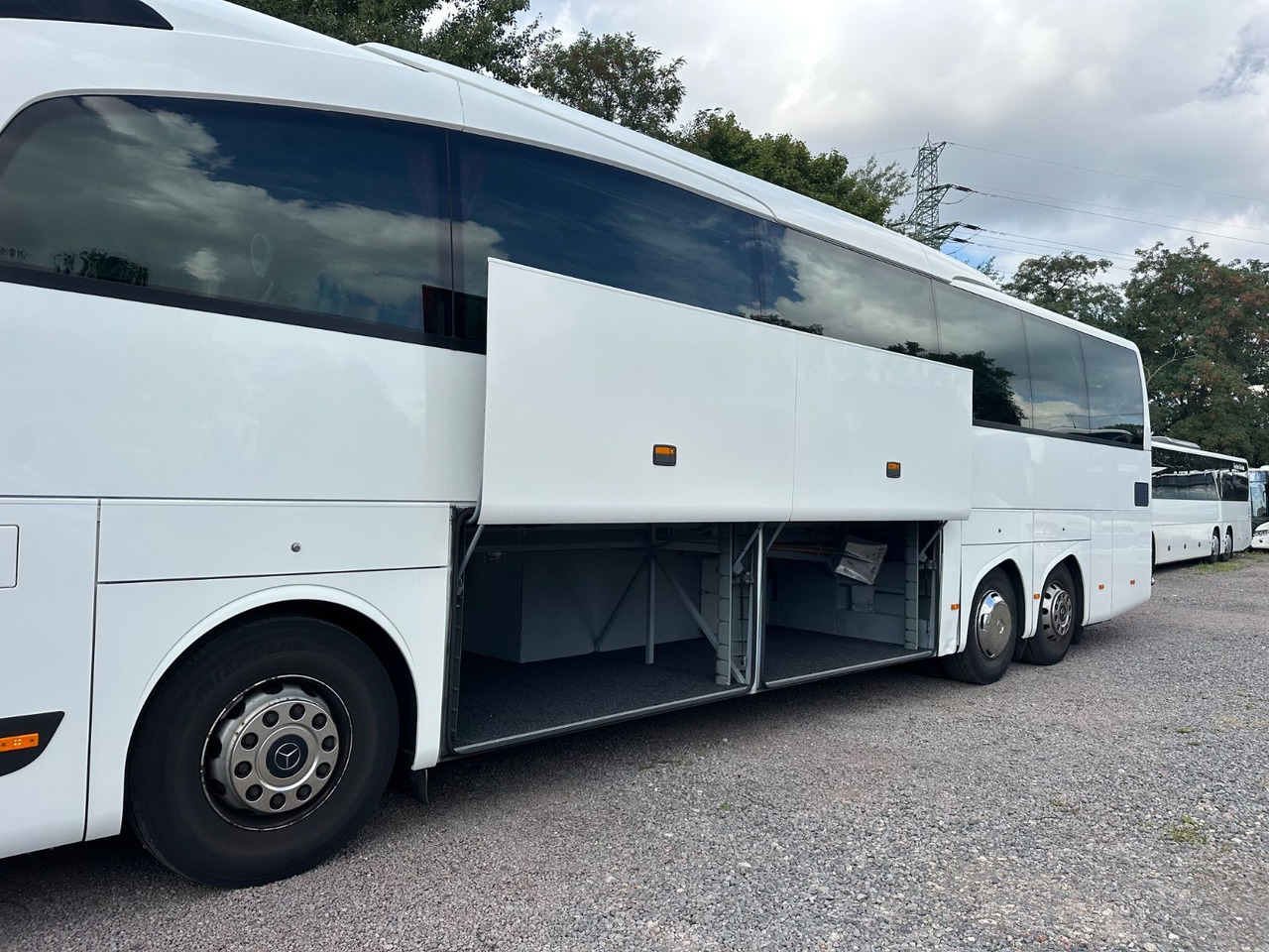 Mercedes-Benz Travego O580 16 RHD-M (LuxLine*Euro 6*TOP*DE) - Potovalni avtobus: slika 4 Mercedes-Benz Travego O580 16 RHD-M (LuxLine*Euro 6*TOP*DE) - Potovalni avtobus: slika 4
