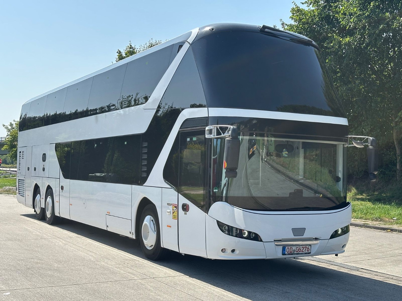 Neoplan P06 Skyliner L (83 Sitze*TOP*Motor Neu*Panorama) - Dvonadstropni avtobus: slika 1 Neoplan P06 Skyliner L (83 Sitze*TOP*Motor Neu*Panorama) - Dvonadstropni avtobus: slika 1