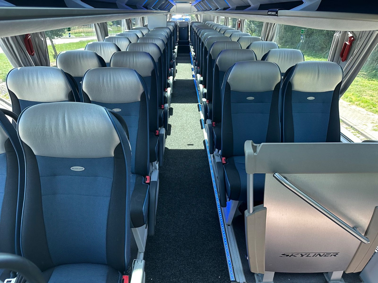 Neoplan P06 Skyliner L (83 Sitze*TOP*Motor Neu*Panorama) - Dvonadstropni avtobus: slika 5 Neoplan P06 Skyliner L (83 Sitze*TOP*Motor Neu*Panorama) - Dvonadstropni avtobus: slika 5