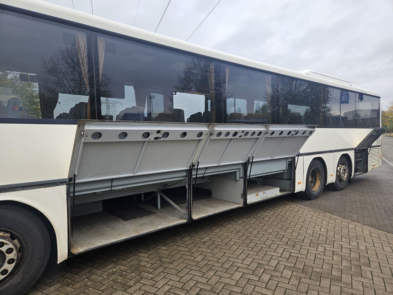 Setra S 317 UL (66 Sitze*Schalt*TOP) - Primestni avtobus: slika 4 Setra S 317 UL (66 Sitze*Schalt*TOP) - Primestni avtobus: slika 4