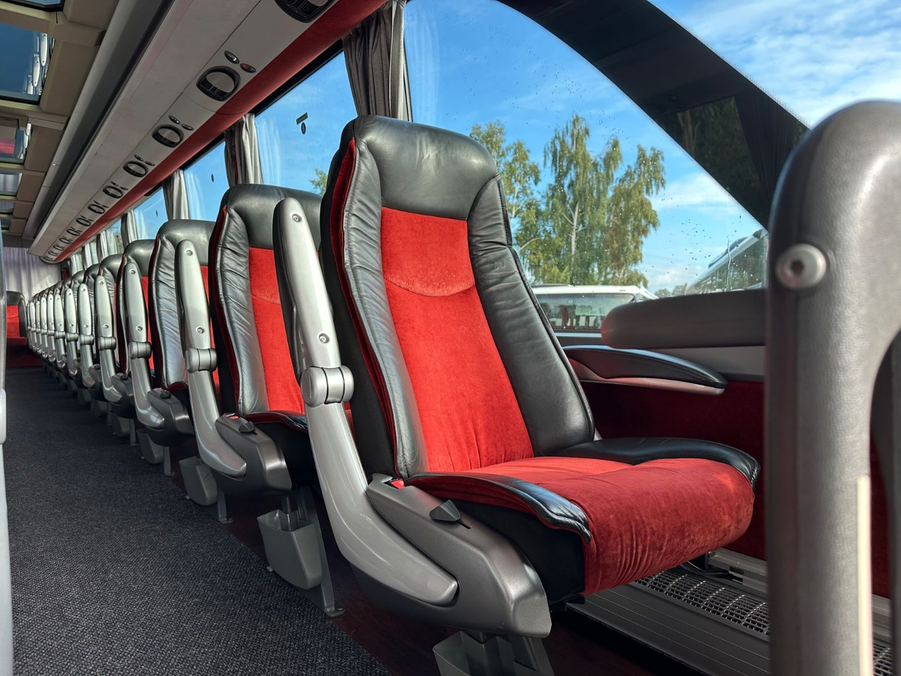 Setra S 416 HDH (V.I.P 2+1 Sitze*Panorama*TOP) - Potovalni avtobus: slika 5 Setra S 416 HDH (V.I.P 2+1 Sitze*Panorama*TOP) - Potovalni avtobus: slika 5
