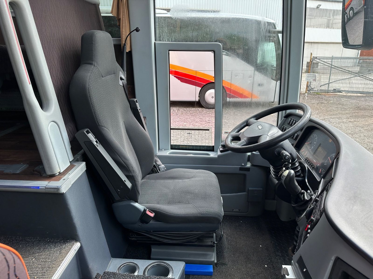 Potovalni avtobus Vanhool TX17 Astron (TOP*57 Sitze) 417 HDH/ 517 HDH: slika 13