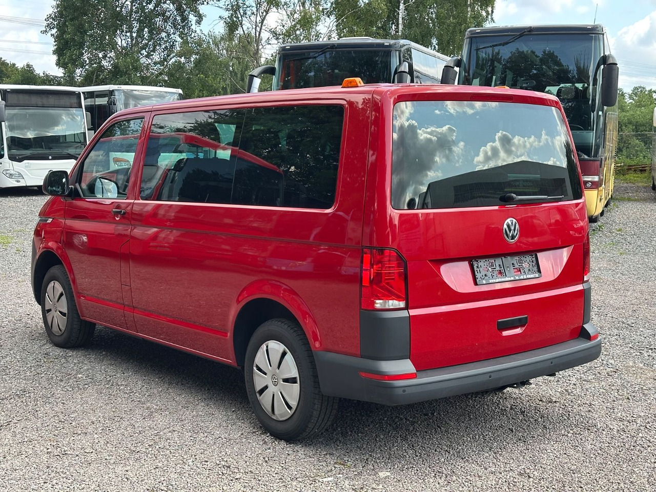 Volkswagen T6 Kombi (PDC Hi*ACC*StandHz*9 Sitzer*AC) - Potniški kombi: slika 3 Volkswagen T6 Kombi (PDC Hi*ACC*StandHz*9 Sitzer*AC) - Potniški kombi: slika 3